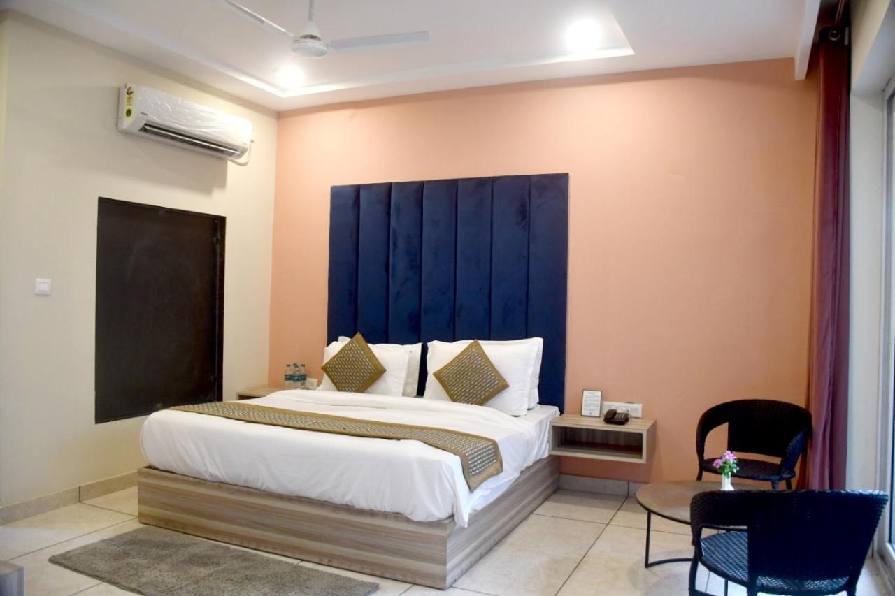 Vow Resorts & Spa, The Corbett Wilderness 兰纳加 外观 照片